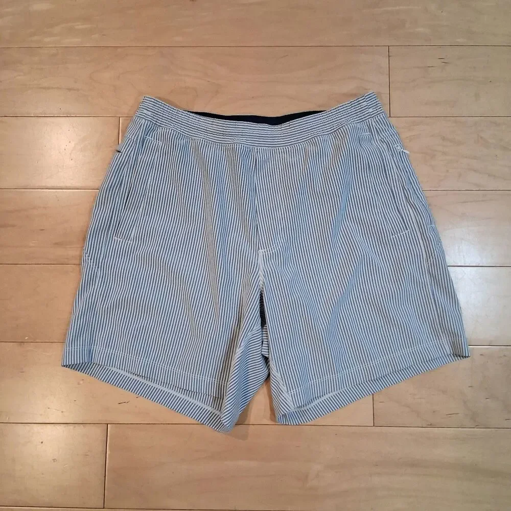 Birddogs Shorts Flying Wasps Blue Seersucker Stripe Size M Short/ 26
